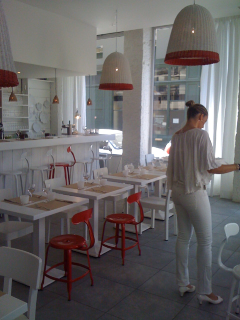 maison HAND - conseil et amnagement d'intrieur - ralisation Caf Mademoiselle - restaurant  Lyon