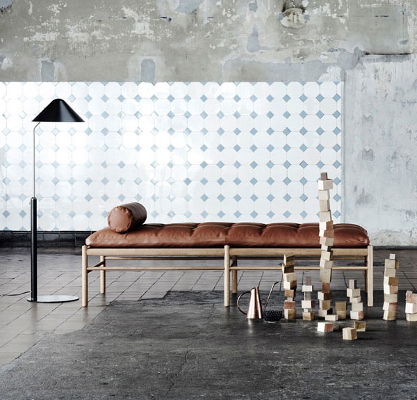 Maison Hand et Carl HANSEN présentent : OW150 Daybed dessiné par Ole Wanscher