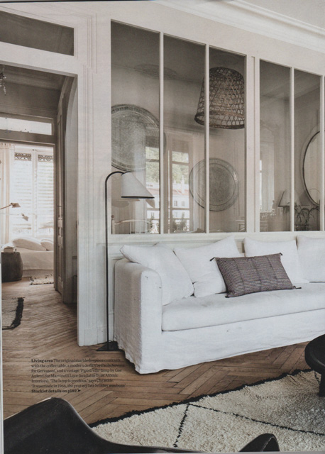 La Presse parle de MAISON HAND : ELLE DECO UK fvrier 2015  - texte Sara White Wilson - photos Felix Forest / Living Inside